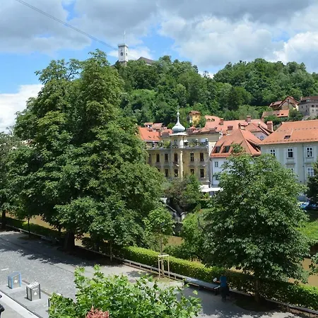 Apartman Codelli Deluxe Fresco Centre App With Balcony *