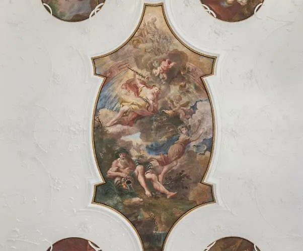 Codelli Deluxe Fresco Centre App With Balcony Appartement Ljubljana